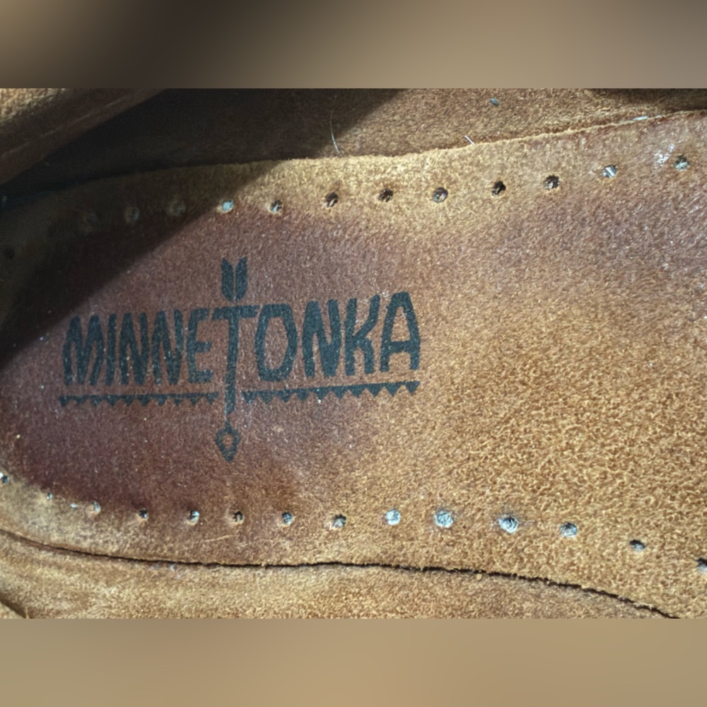 Minnetonka Moccasins 402 Kilty Hardsole Size 5.5 - Picture 5 of 11